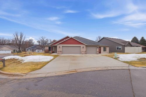 932 Oak Pond Ct, Sartell, MN, 56377-4516 | Card Image