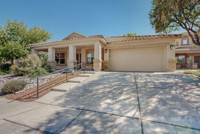 5940 Las Cadenas Road Nw, House other with 4 bedrooms, 2 bathrooms and null parking in Albuquerque NM | Image 2