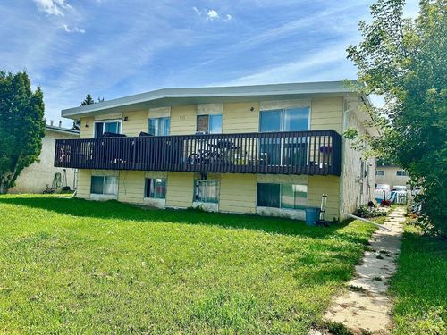 911 Cassils Road W, Brooks, AB, T1R0B8 | Card Image