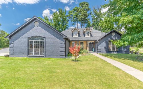 101 Marseille Dr, Maumelle, AR, 72113-7227 | Card Image