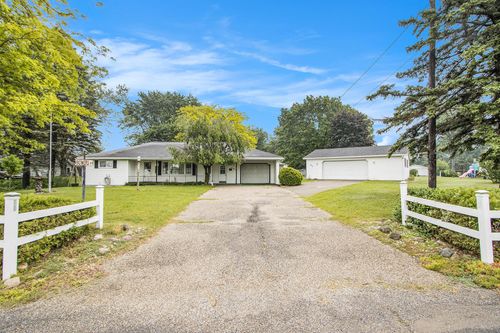 452 Long Lake Rd, Colon, MI, 49040-9349 | Card Image