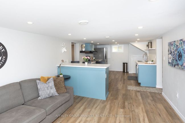 44 St David St, House other with 5 bedrooms, 2 bathrooms and 4 parking in Lindsay ON | Image 29