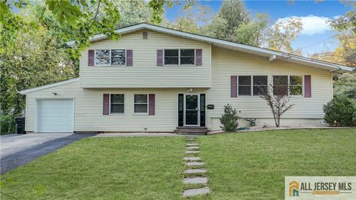 28 Ryders Ln, East Brunswick, NJ, 08816-1341 | Card Image