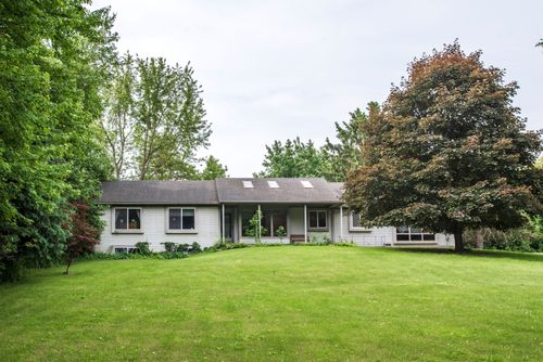 265 Gallogly Rd, Lake Angelus, MI, 48326-1232 | Card Image