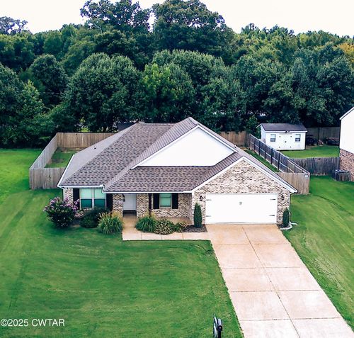 3107 Fawn Ridge Cv, Humboldt, TN, 38343-6705 | Card Image