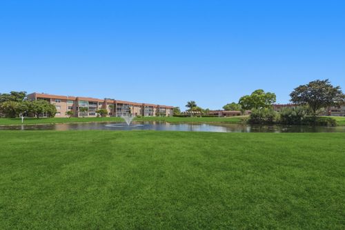 101-9861 Sunrise Lakes Boulevard, Sunrise, FL, 33322 | Card Image