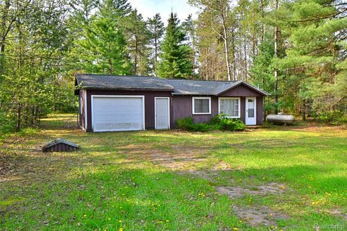 9340 Diamond Drive, Richfield Township, MI, 48656 | Card Image