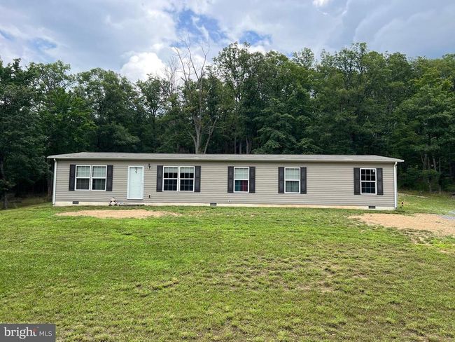 853 Janes Way, House other with 4 bedrooms, 2 bathrooms and null parking in HIGH VIEW WV | Image 4