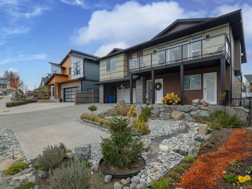 5814 Linley Valley Dr, Nanaimo, BC, V9T0K5 | Card Image