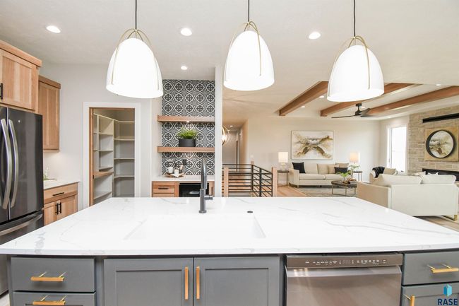 6504 E Hawker Trl, House other with 5 bedrooms, 4 bathrooms and null parking in Sioux Falls SD | Image 15