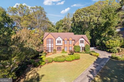 325 Fauna Court, House other with 5 bedrooms, 5 bathrooms and null parking in Sandy Springs GA | Image 2