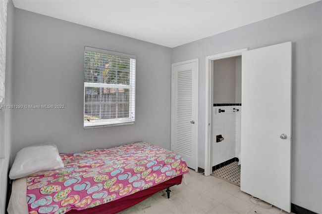 4340 Pine Tree Dr, House other with 5 bedrooms, 5 bathrooms and null parking in Miami Beach FL | Image 27