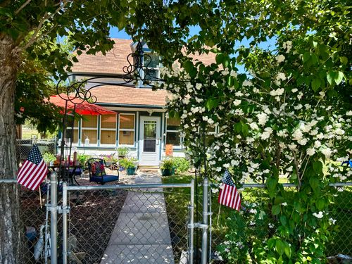 97633 State Line Ln, New Pine Creek, OR, 97635-3053 | Card Image