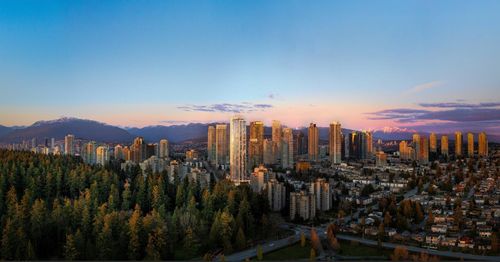 204-6468 Willingdon Ave, Burnaby, BC, V5H | Card Image