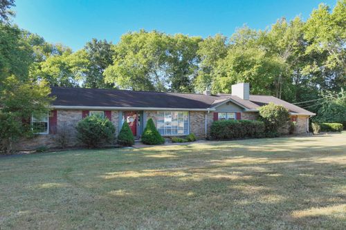 304 Mathes Dr, Goodlettsville, TN, 37072-1235 | Card Image