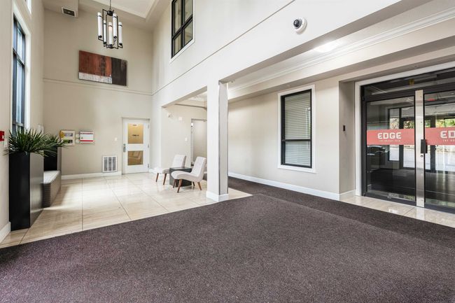 405 - 13897 Fraser Highway, Condo with 2 bedrooms, 2 bathrooms and 1 parking in Surrey BC | Image 4