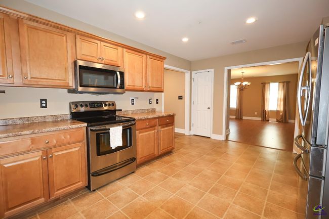 222 Olde Hickory Cir, House other with 5 bedrooms, 3 bathrooms and null parking in Bonaire GA | Image 6