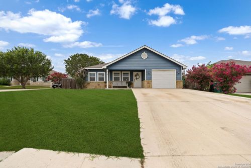 515 Indian Xing, Jourdanton, TX, 78026-4006 | Card Image
