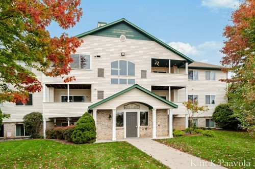 6577 Clover Ct Se, Caledonia, MI, 49316-7891 | Card Image