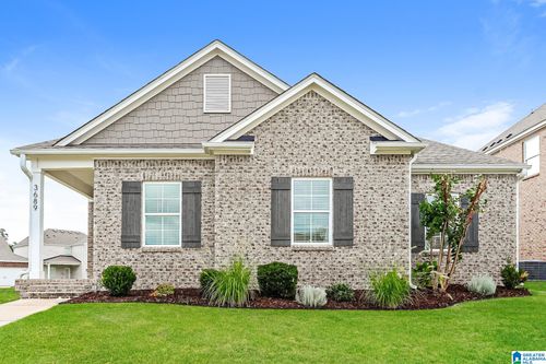 3689 Burlington Dr, FULTONDALE, AL, 35068-1993 | Card Image
