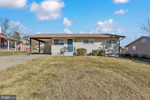 13513 Fitzhugh Ln, WOODBRIDGE, VA, 22191-1307 | Card Image