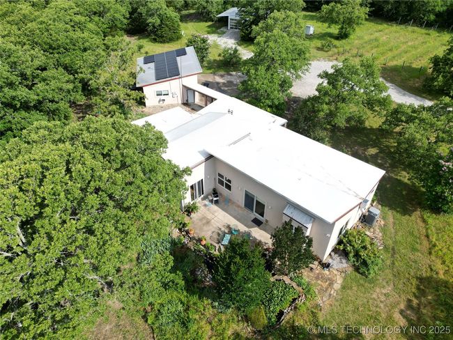 1333 Red Cedar Rd, House other with 3 bedrooms, 3 bathrooms and null parking in Ardmore OK | Image 37