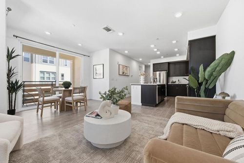 688 Squire Ave, San Jose, CA, 95133-3810 | Card Image