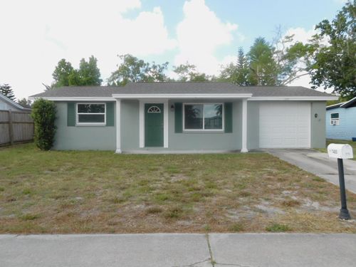 7400 Rockwood Dr, PORT RICHEY, FL, 34668-3985 | Card Image