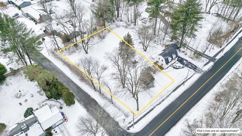 36 Silver St, South Hadley, MA, 01075-1616 | Card Image