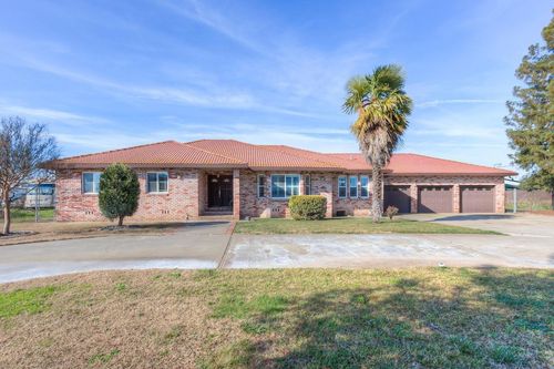 2399 Holcomb Ave, Yuba City, CA, 95993-9246 | Card Image