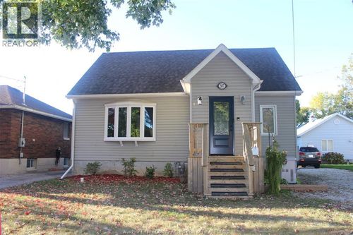 357 Park Ave W, Chatham, ON, N7M1W6 | Card Image