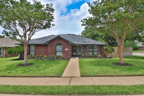 5925 Sheffield Terrace Lane, Bryan, TX, 77802 | Card Image