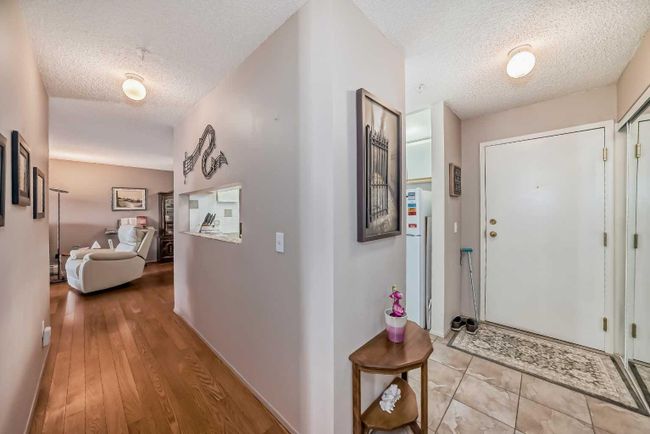 411 - 55 Arbour Grove Close Nw, Home with 2 bedrooms, 2 bathrooms and 2 parking in Calgary AB | Image 9