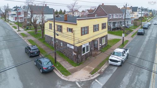 757 Victoria Road, Sydney, NS, B1N1J5 | Card Image