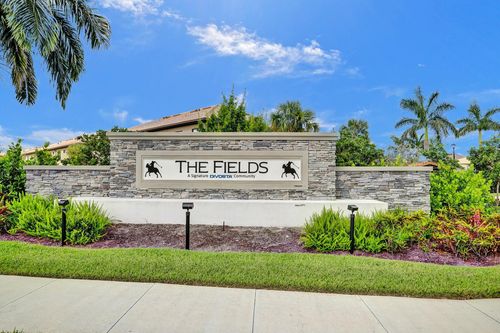 4841 Chantilly Rd, Lake Worth, FL, 33467-7412 | Card Image