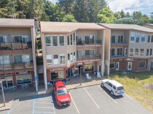 501 Center Way, Yachats, OR, 97498-8447 | Card Image