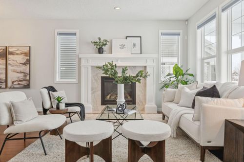 480 River Heights Green, Cochrane, AB, T4C0S1 | Card Image