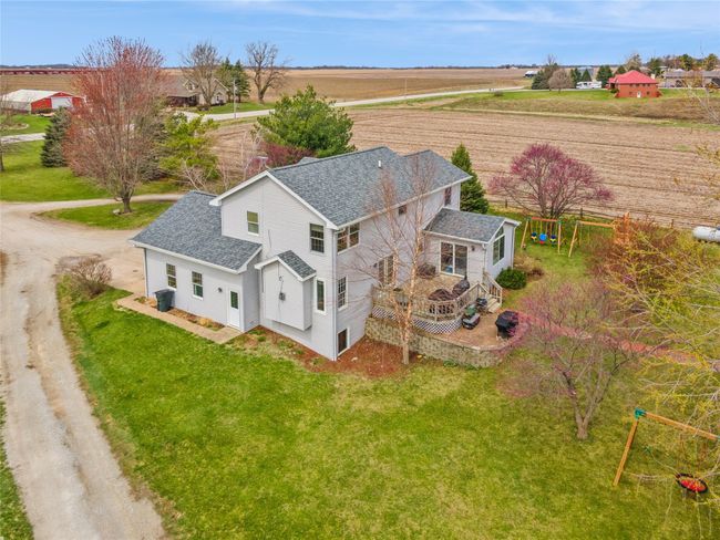 822 40 Th Ave, Home with 4 bedrooms, 4 bathrooms and null parking in Pleasantville IA | Image 7