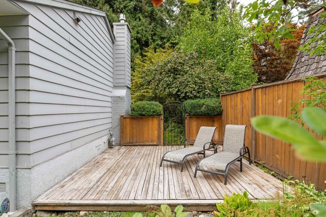 5670 Keith Road, House other with 3 bedrooms, 2 bathrooms and null parking in West Vancouver BC | Image 37