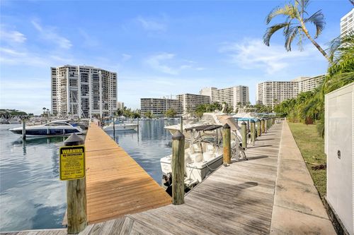 531 Leslie Dr, Hallandale Beach, FL, 33009-2901 | Card Image