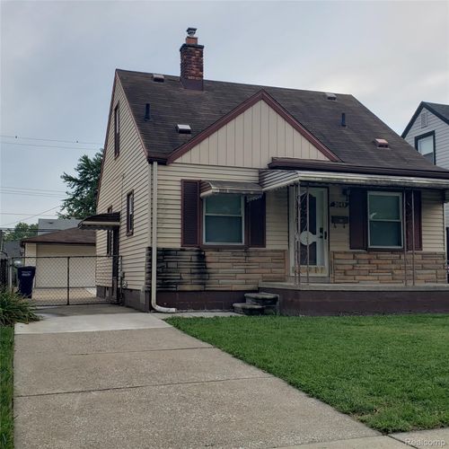 2043 Mill St, Lincoln Park, MI, 48146-2232 | Card Image
