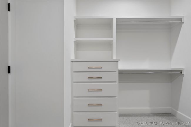 2038 E 129 Th St S, House other with 3 bedrooms, 3 bathrooms and null parking in Jenks OK | Image 33
