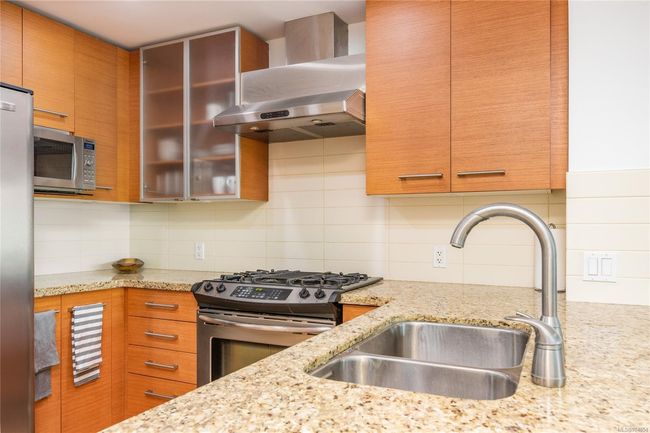 205 - 38 Front St, Condo with 1 bedrooms, 1 bathrooms and 1 parking in Nanaimo BC | Image 9