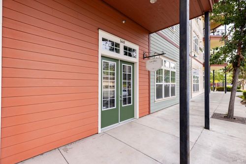 160 Johnson St, Windsor, CA, 95492-7434 | Card Image