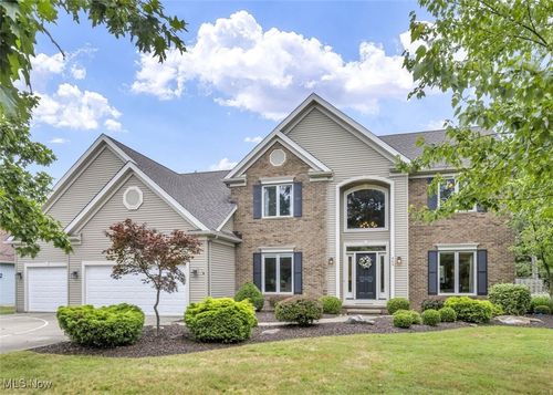 465 Longspur Rd, Highland Heights, OH, 44143-3718 | Card Image