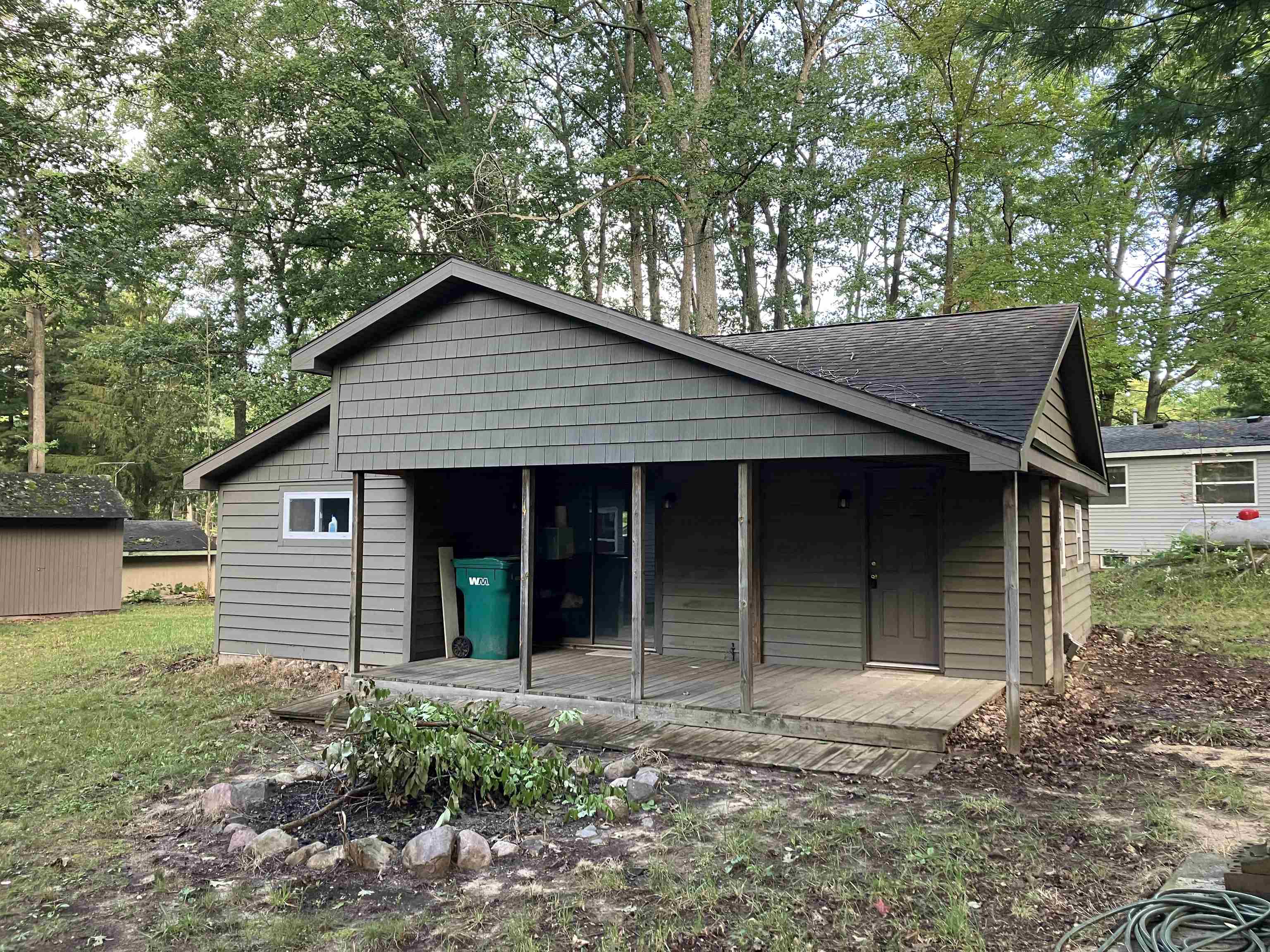 Ferndale St, Harrison, MI 48625