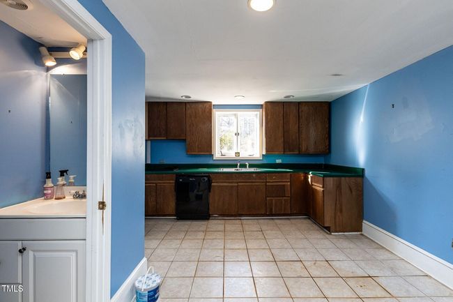 037-1920x1080-basement-efficiency | Image 39