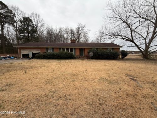 216 N Pine St, Oak City, NC, 27857-9523 | Card Image