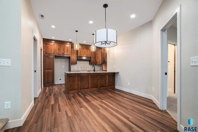 8607 W Shoreline Pl, Townhouse with 3 bedrooms, 3 bathrooms and null parking in Sioux Falls SD | Image 5