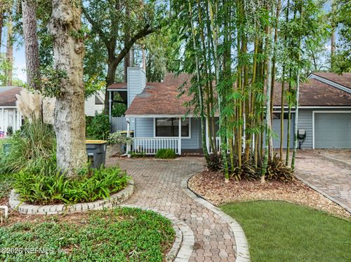 6631 Wellington Place Ln, Jacksonville, FL, 32216-5064 | Card Image